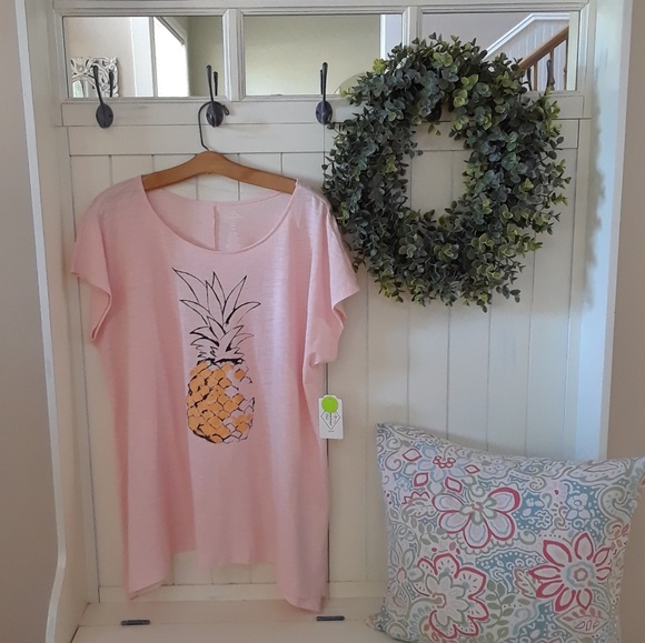 NWT! St. John's Bay Plus Size Shark Bite Tee - Picture 7 of 7